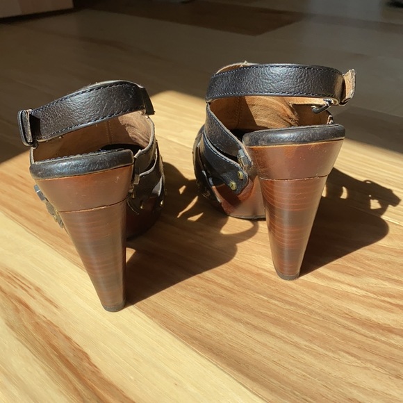 NWOT FRYE Flora Stitch Slingback Heels - Picture 3 of 8